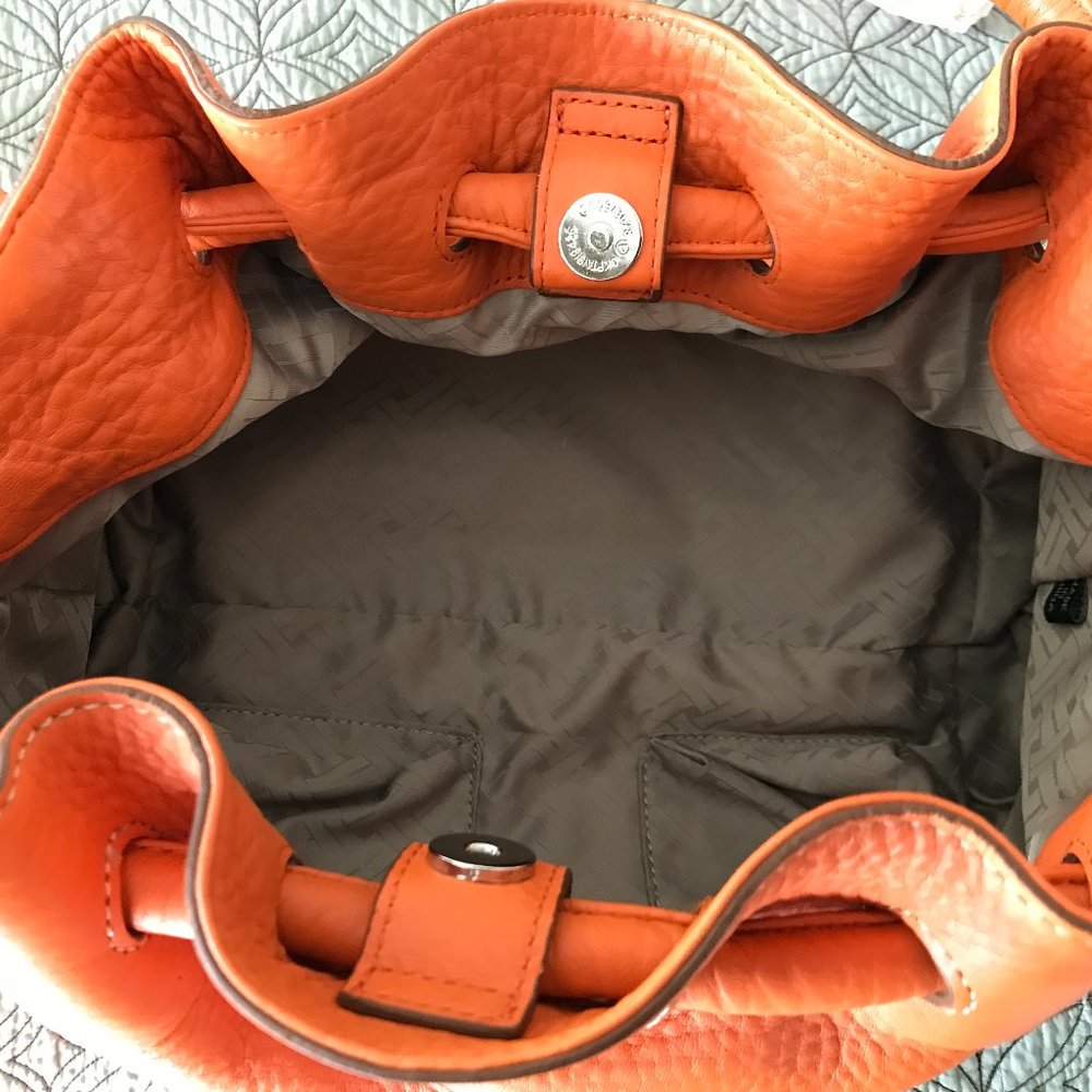 Beautiful orange leather handbag - Picture 7 of 8